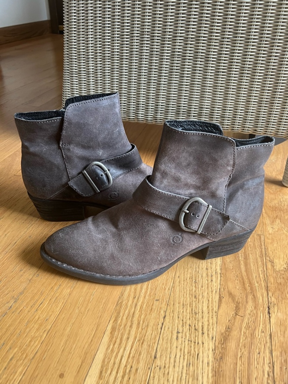 Born shooties, booties,  sha-boots!! Size11